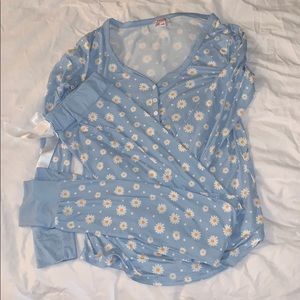 Like New Cute Daisy Jordan Jammies